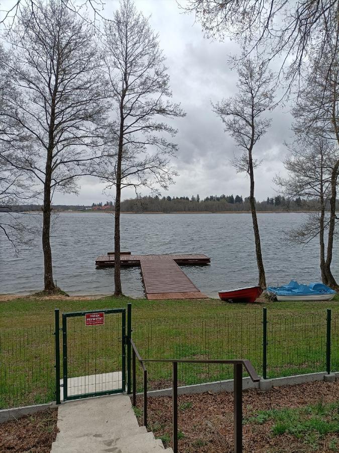 Zielona Ostoja - Domy Caloroczne Z Wlasna Linia Brzegowa Prażmowo Exteriér fotografie